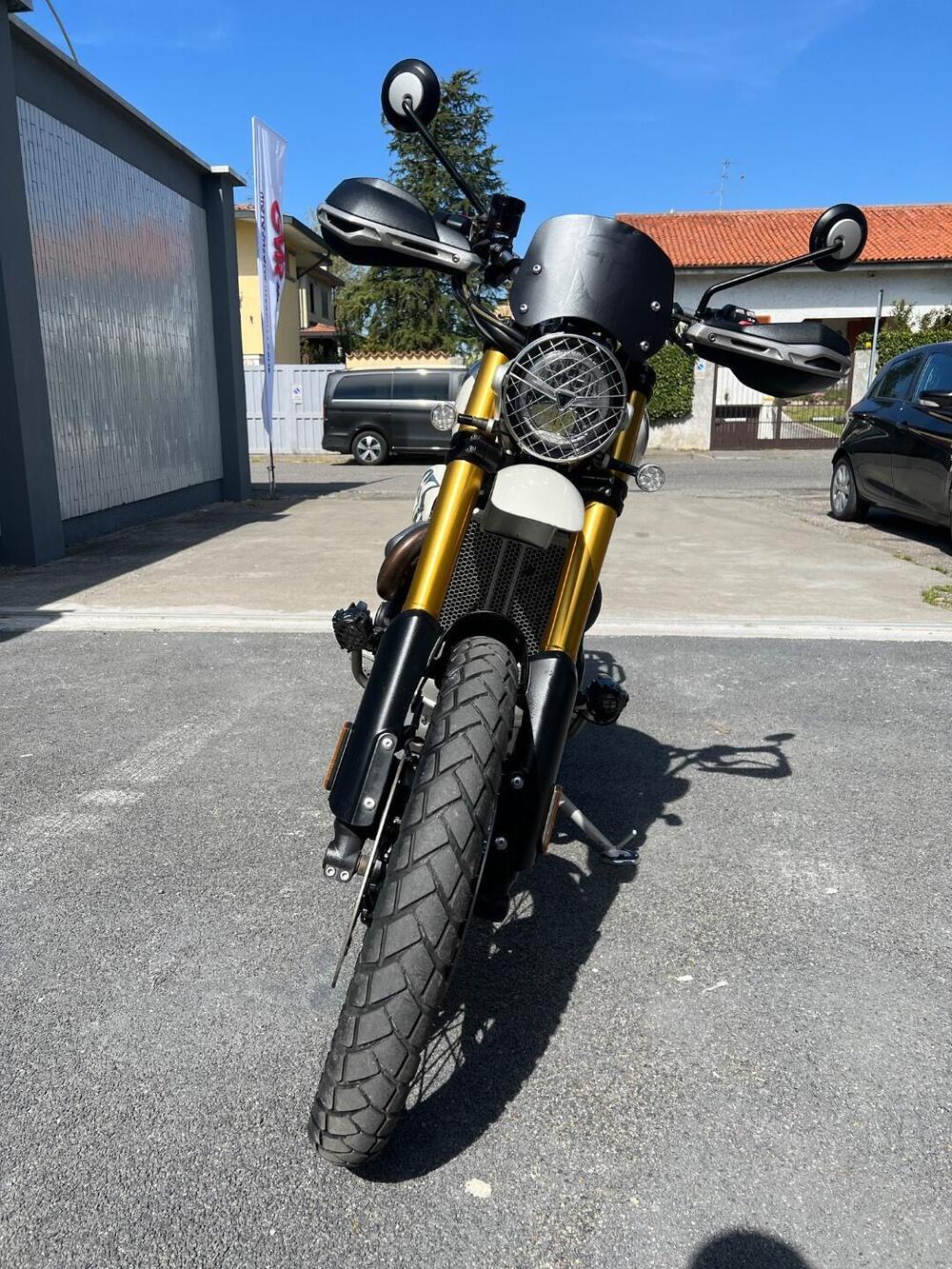 Triumph Scrambler 1200 XE (2019 - 20) (3)
