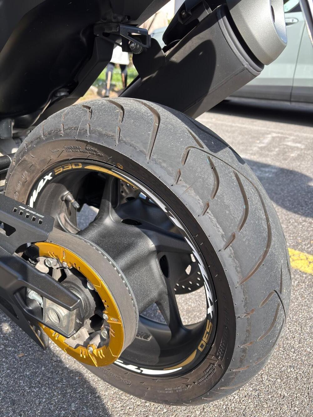 Yamaha T-Max 530 DX (2017 - 19) (4)