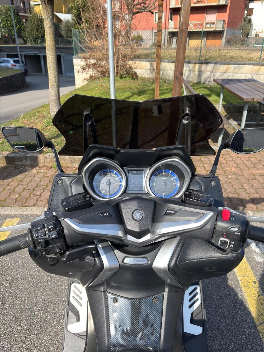 Yamaha T-Max 530 DX (2017 - 19) (6)
