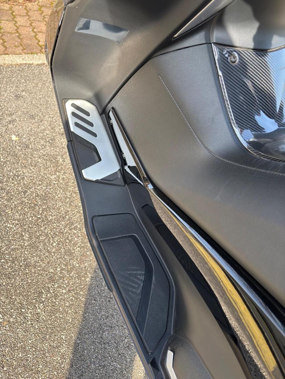 Yamaha T-Max 530 DX (2017 - 19) (17)