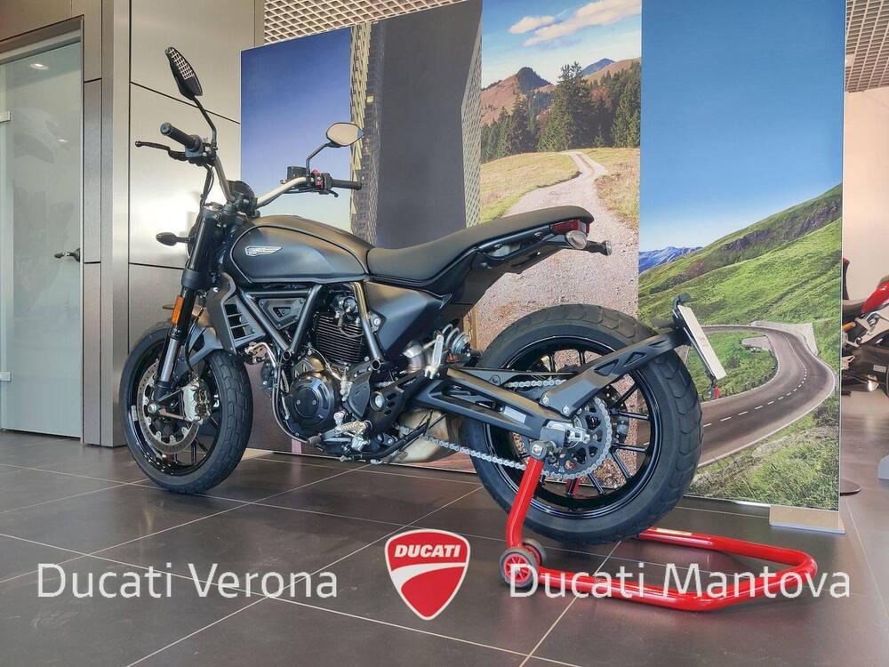 Ducati Scrambler 800 Icon Dark (2025 - 26) (7)