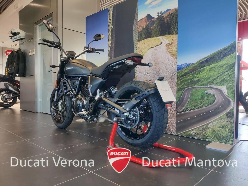 Ducati Scrambler 800 Icon Dark (2025 - 26) (8)