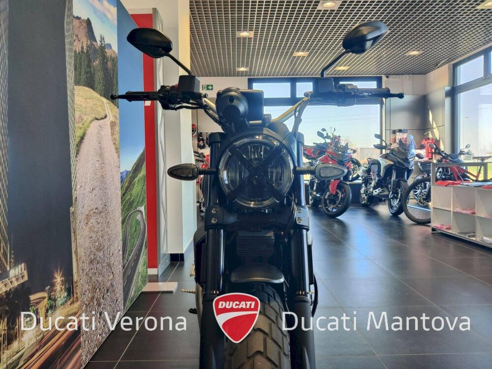 Ducati Scrambler 800 Icon Dark (2025 - 26) (13)