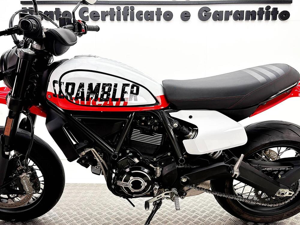 Ducati Scrambler 800 Urban Motard (2022) (16)