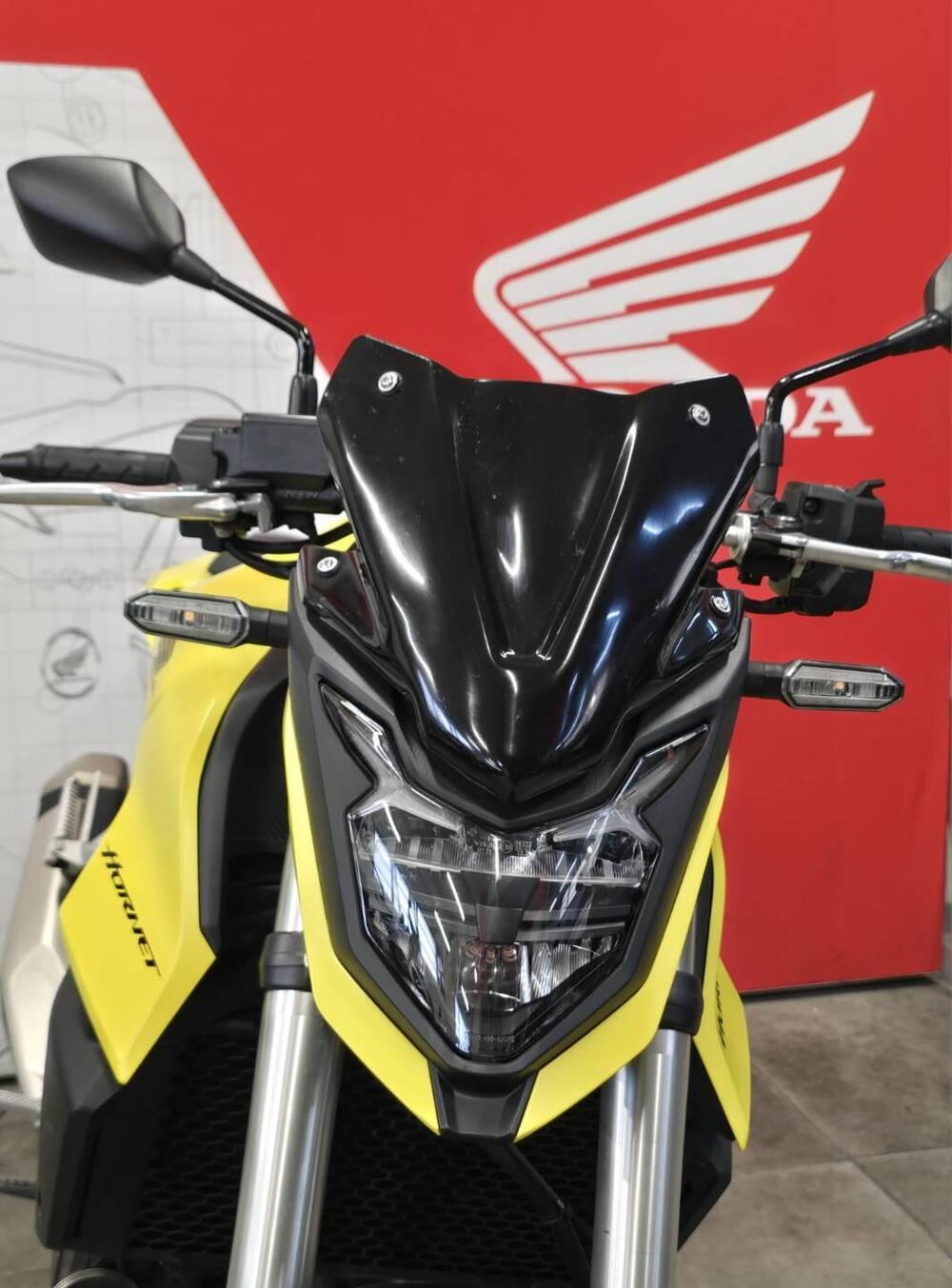 Honda CB 750 Hornet (2023 - 24) (8)