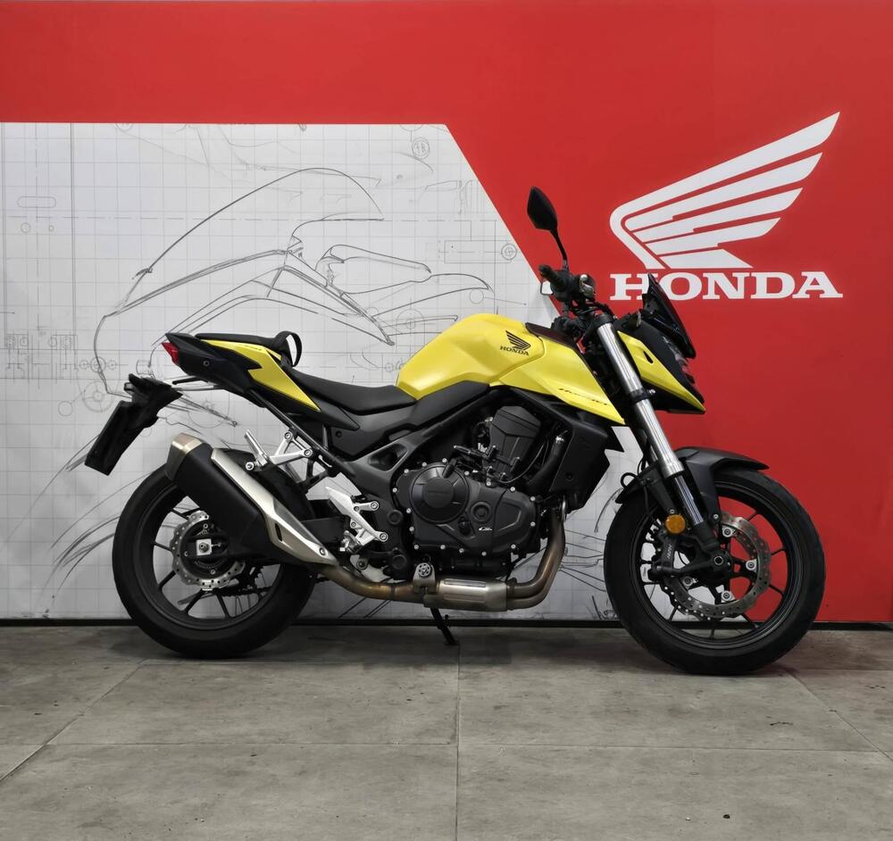 Honda CB 750 Hornet (2023 - 24) (3)