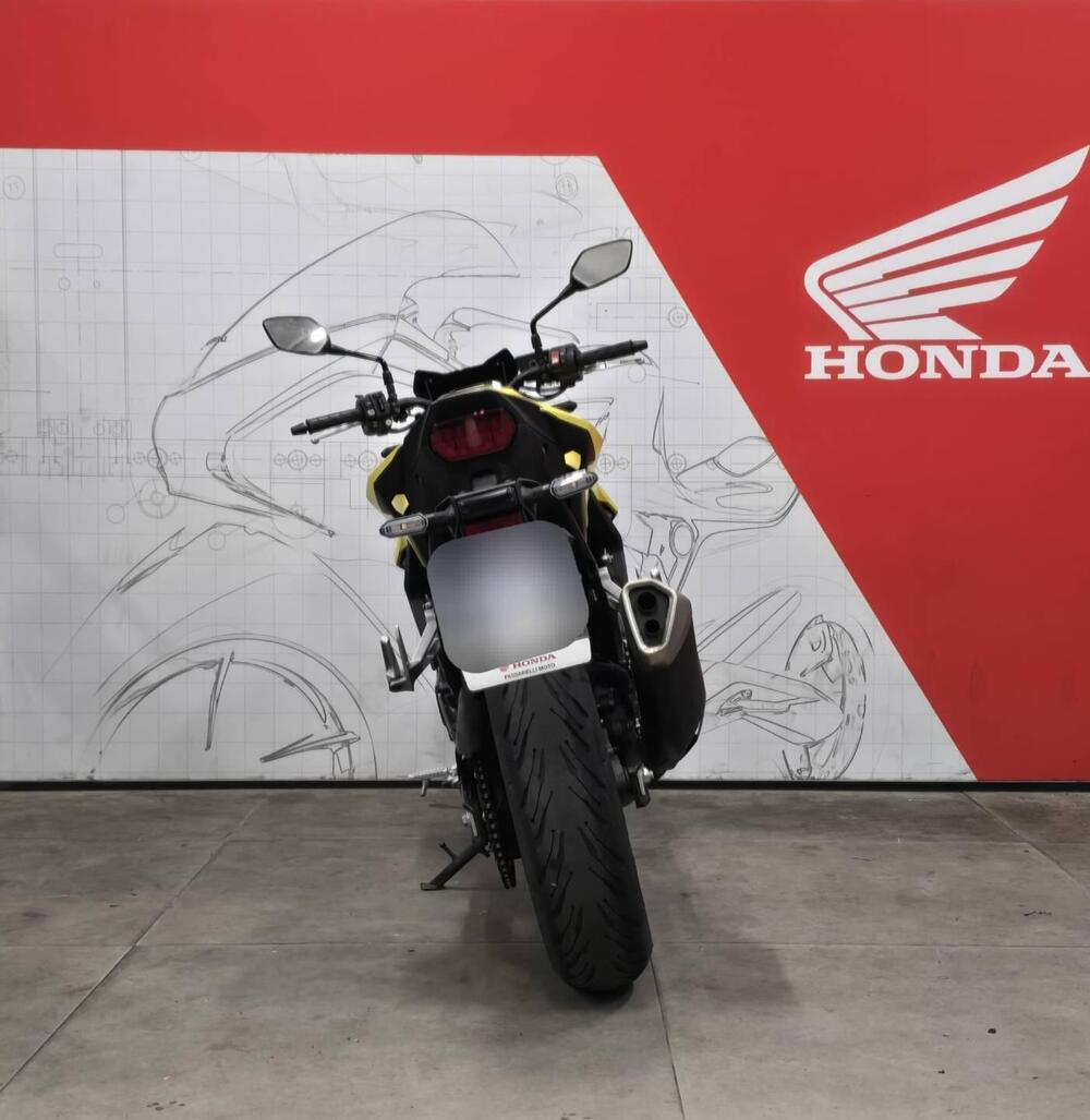 Honda CB 750 Hornet (2023 - 24) (4)