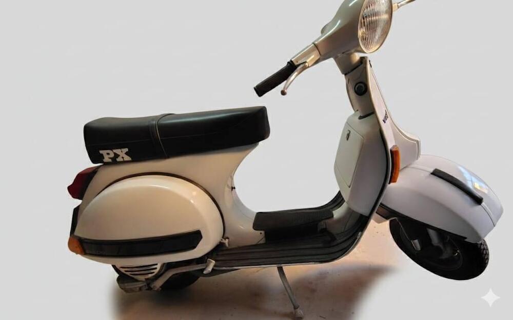 Piaggio Vespa p125x (3)