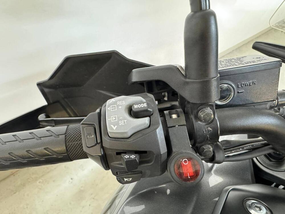 Suzuki V-Strom 1050XT (2020 - 23) (7)