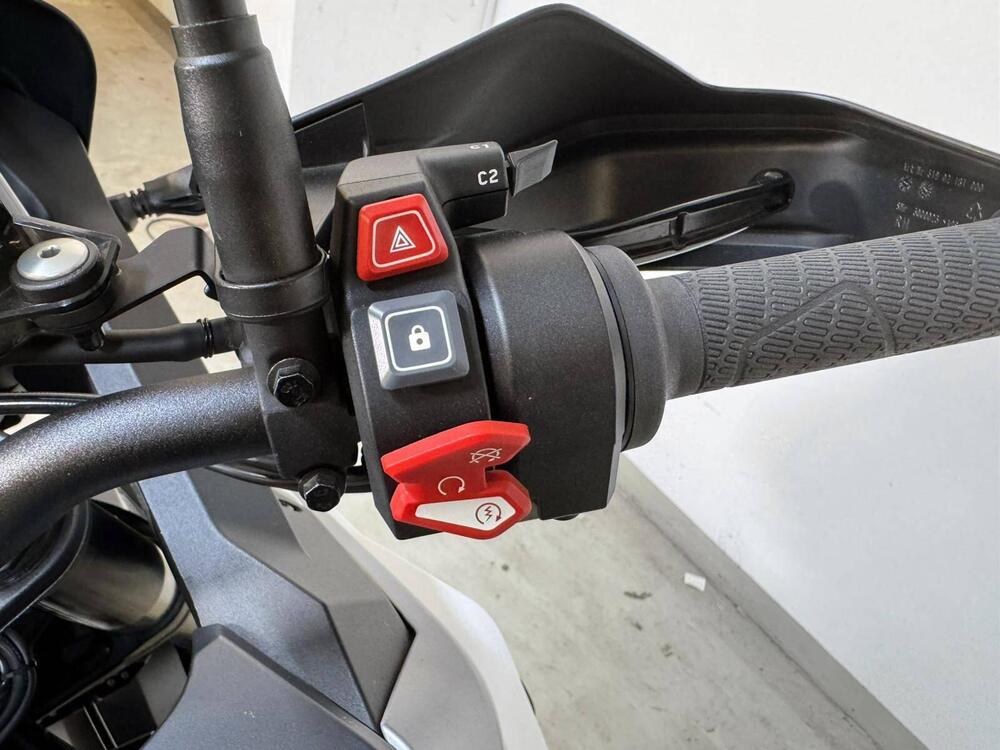 KTM 1290 Super Adventure S (2022 - 25) (8)