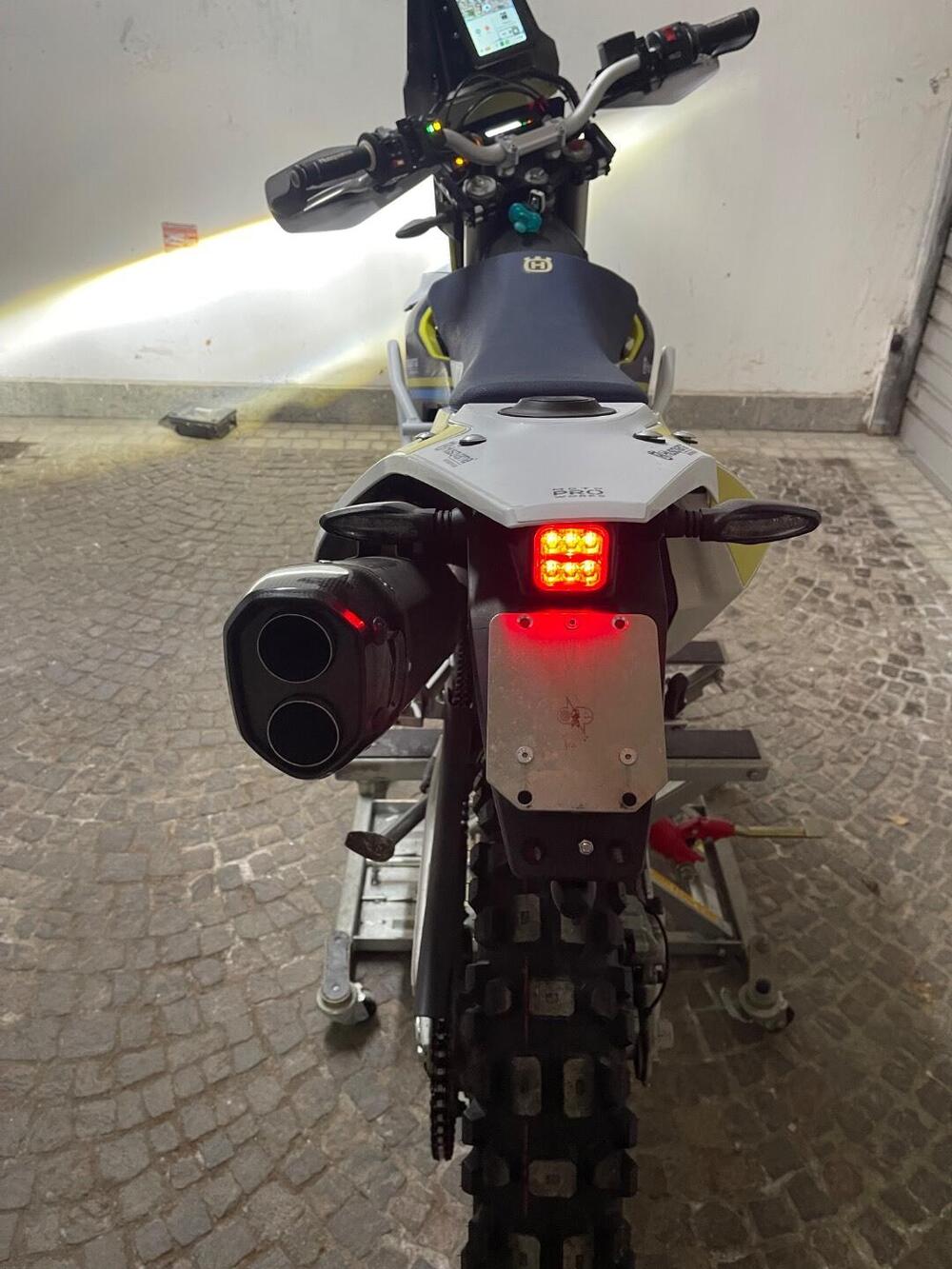 Husqvarna 701 Enduro (2023 - 25) (16)