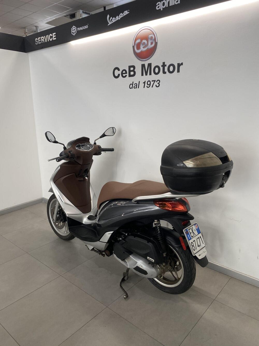 Piaggio Medley 150 ABS (2016 - 19) (4)