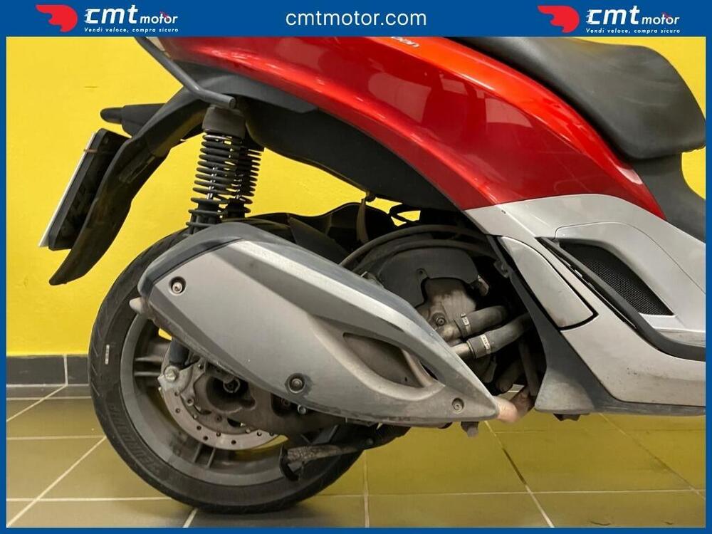 Piaggio Mp3 300 ie Yourban ERL (2011 - 17) (6)