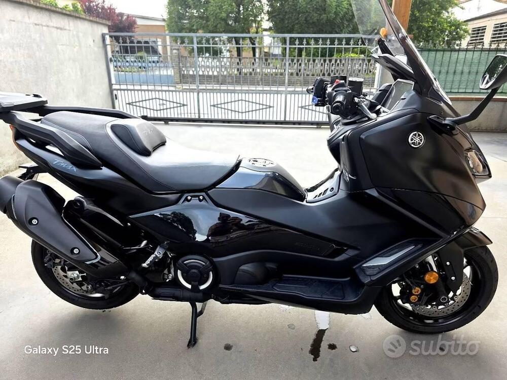 Yamaha T-Max 560 Tech Max (2022 - 24) (3)
