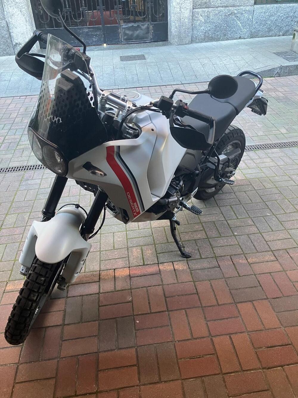 Ducati DesertX (2022 - 25) (4)
