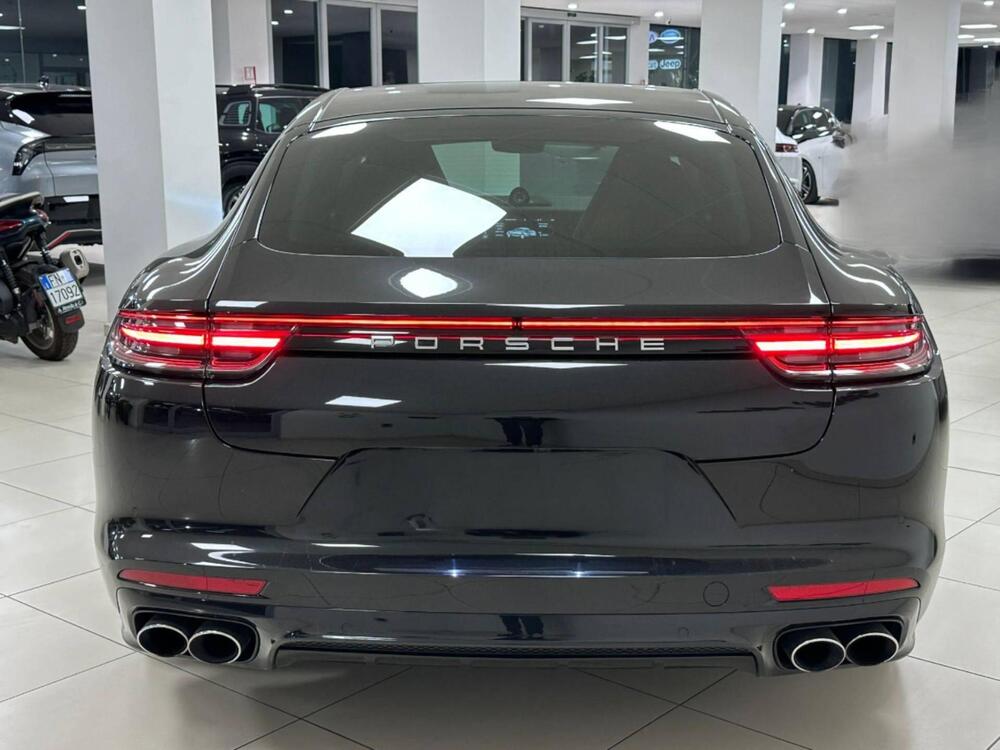 Porsche Panamera Sport Turismo usata a Cosenza (12)