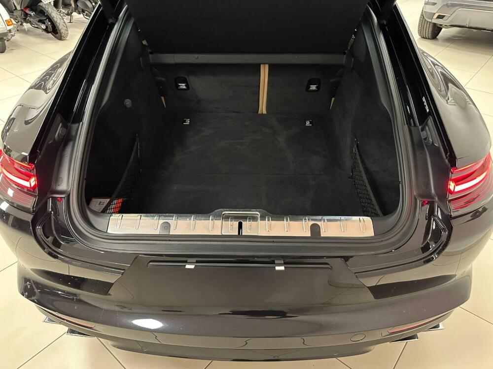 Porsche Panamera Sport Turismo usata a Cosenza (19)