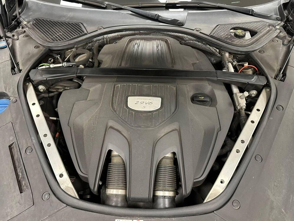 Porsche Panamera Sport Turismo usata a Cosenza (20)