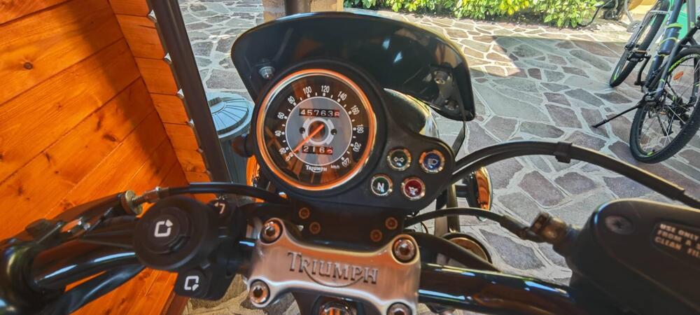 Triumph Bonneville 800 (2002 - 07) (4)