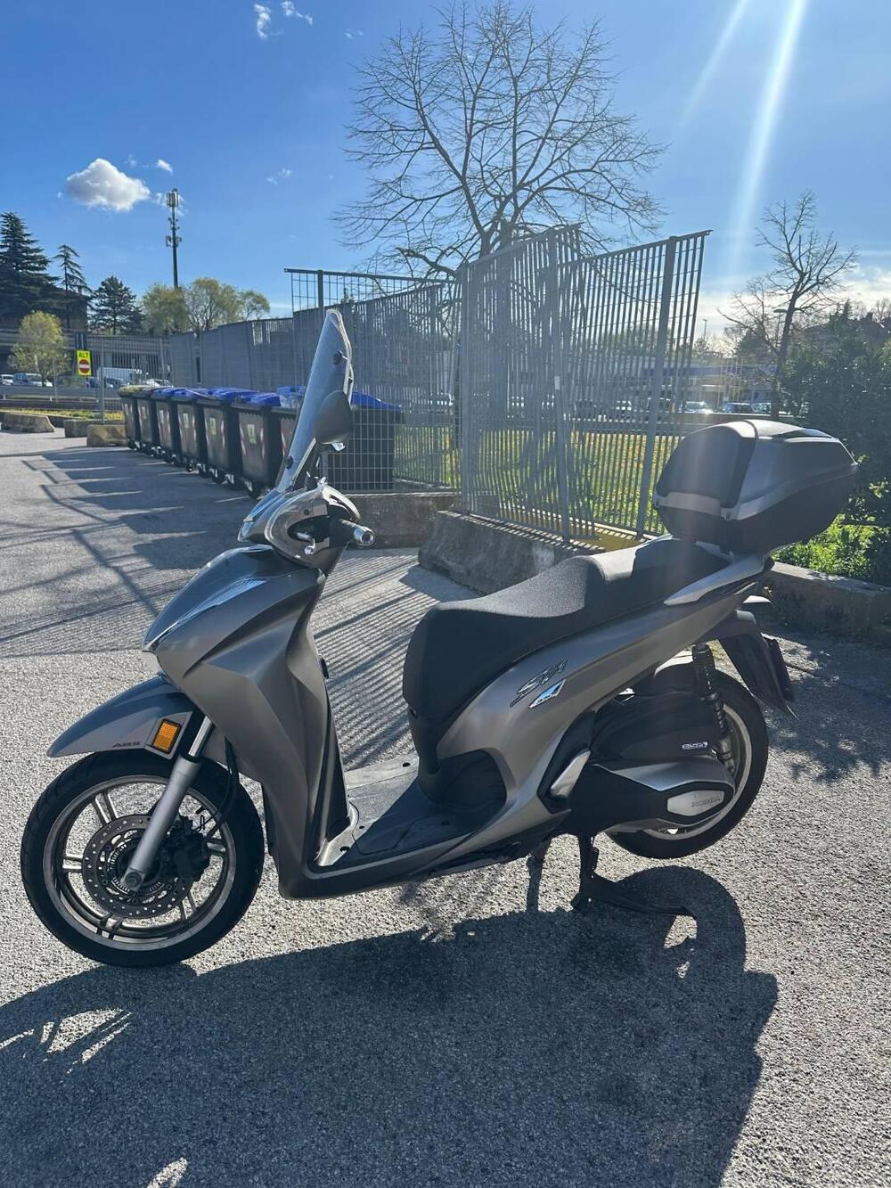 Honda SH 350 (2021 - 24) (2)