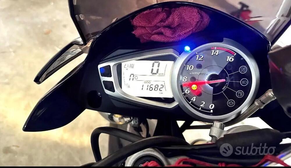 Triumph Street Triple (2007 - 12) (3)