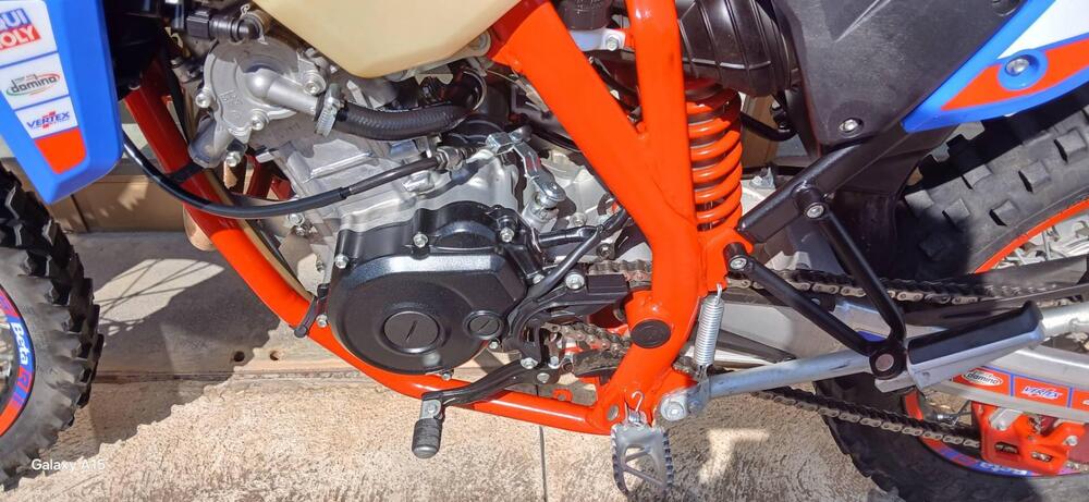 Betamotor RR 125 4T Enduro R (2024 - 26) (2)