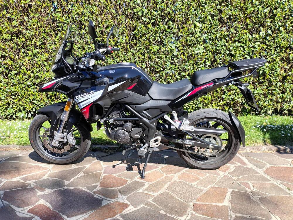 Benelli TRK 251 (2022 - 25) (2)