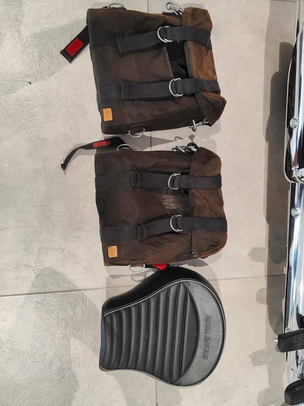 Royal Enfield Classic 350 (2021 - 26) (12)