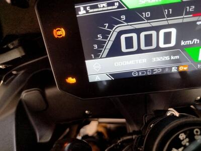 Aprilia Tuono V4 (2021 - 24) usata