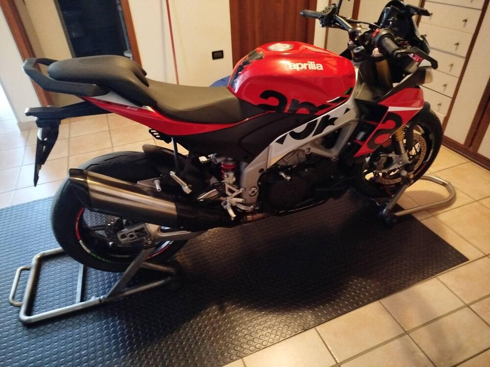 Aprilia Tuono V4 (2021 - 24) (5)