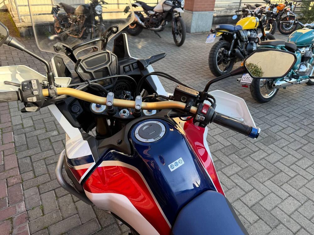 Honda Africa Twin CRF 1000L DCT ABS (2016 - 17) (3)