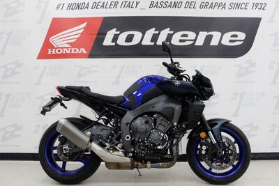 Yamaha MT-10 SP (2022 - 25) usata