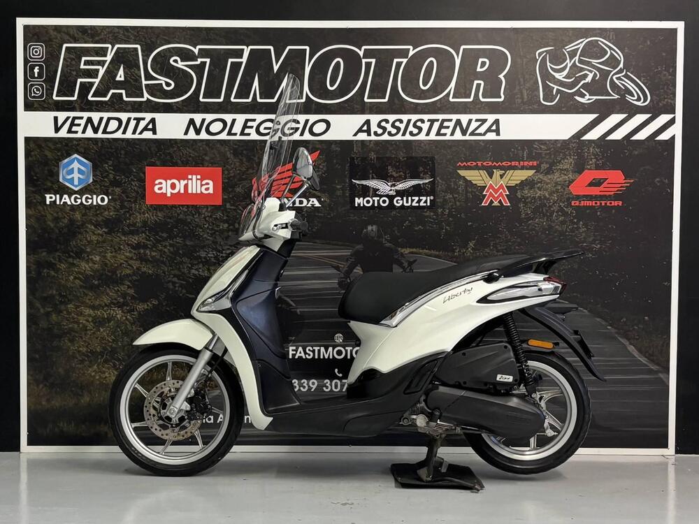 Piaggio Liberty 50 3V (2021 - 24) (4)