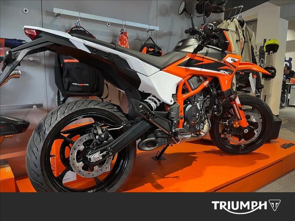 KTM 125 SMC R (2025 - 26) (2)