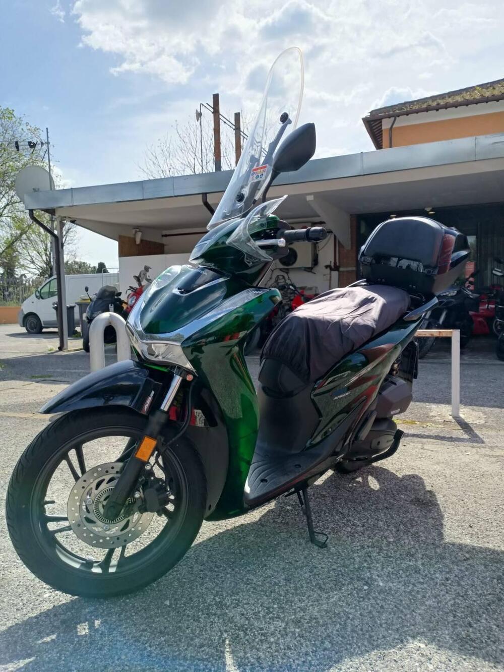 Honda SH 150i Vetro (2024 - 25) (5)