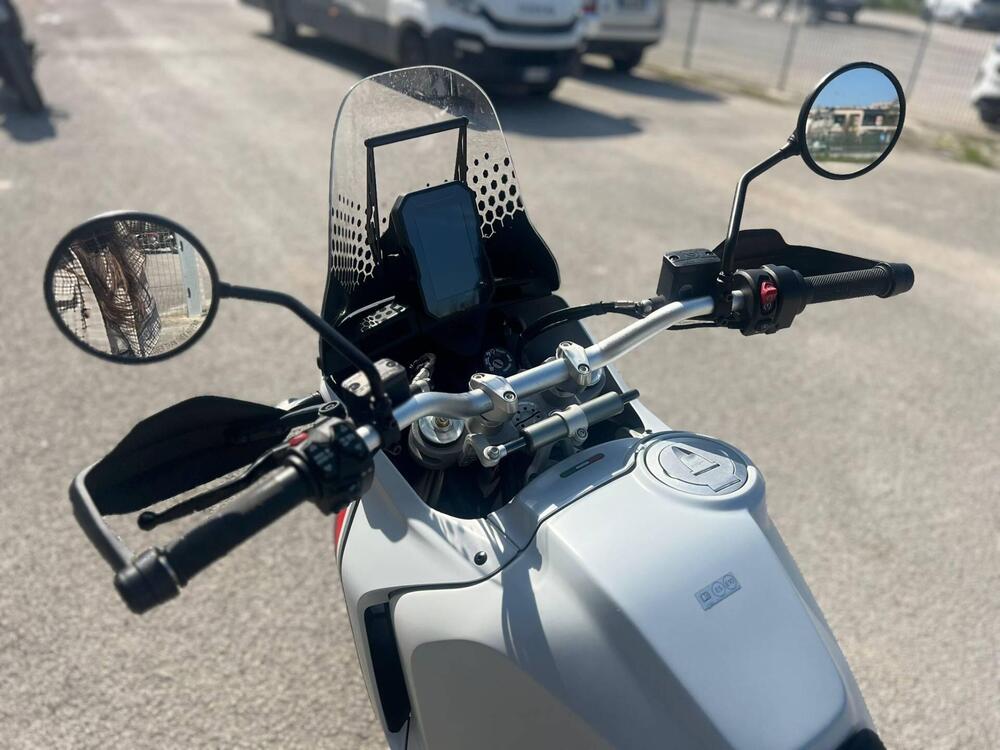 Ducati DesertX (2022 - 25) (4)