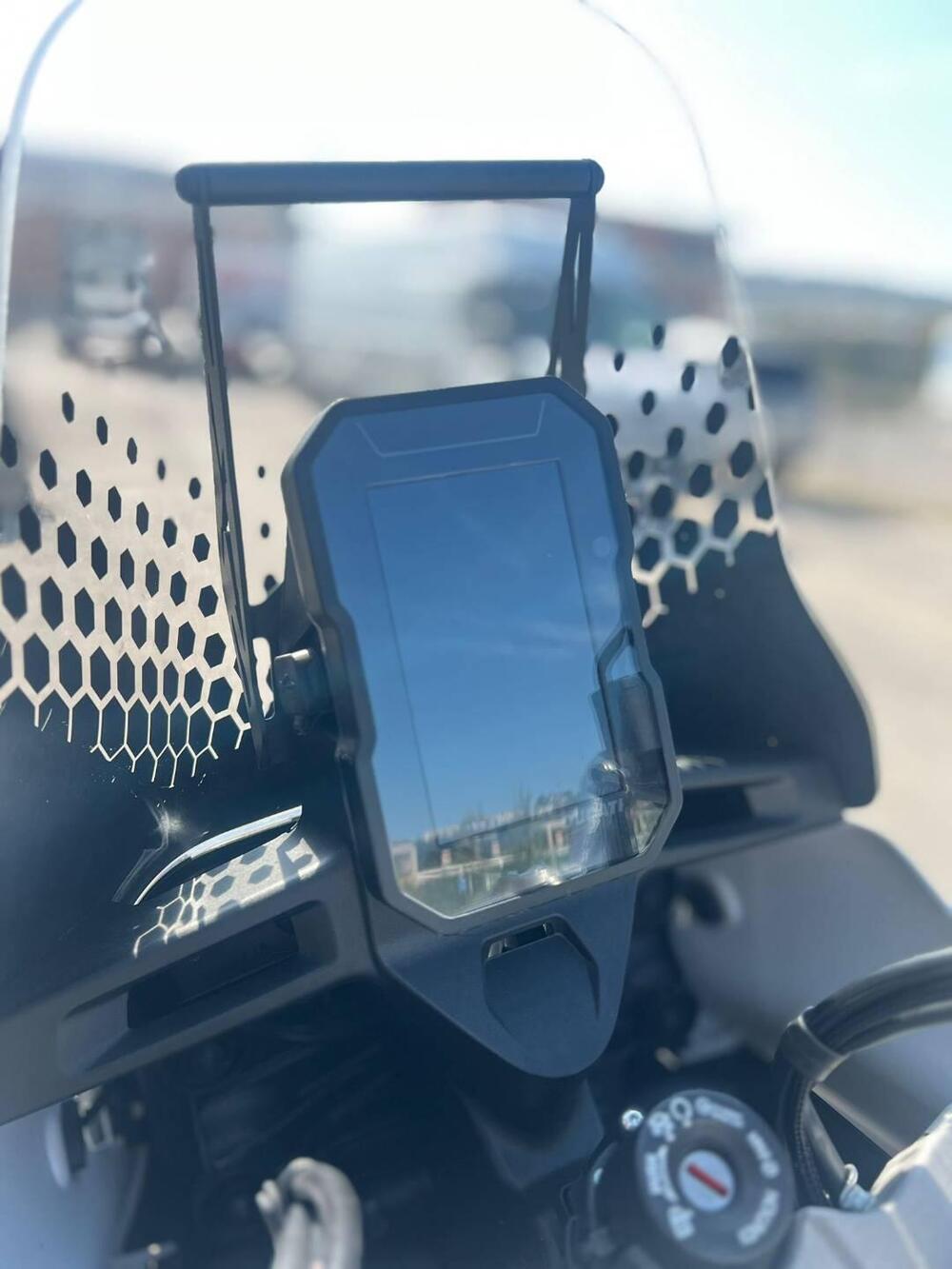 Ducati DesertX (2022 - 25) (7)