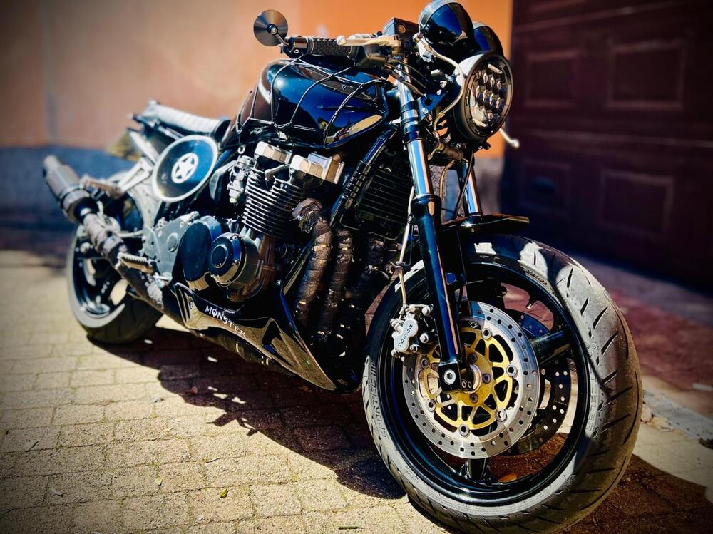 Kawasaki ZR-7 (1999 - 00)