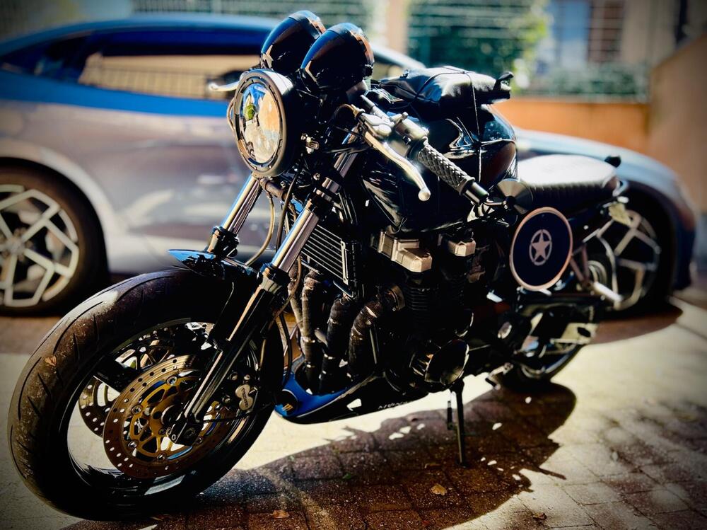 Kawasaki ZR-7 (1999 - 00) (2)