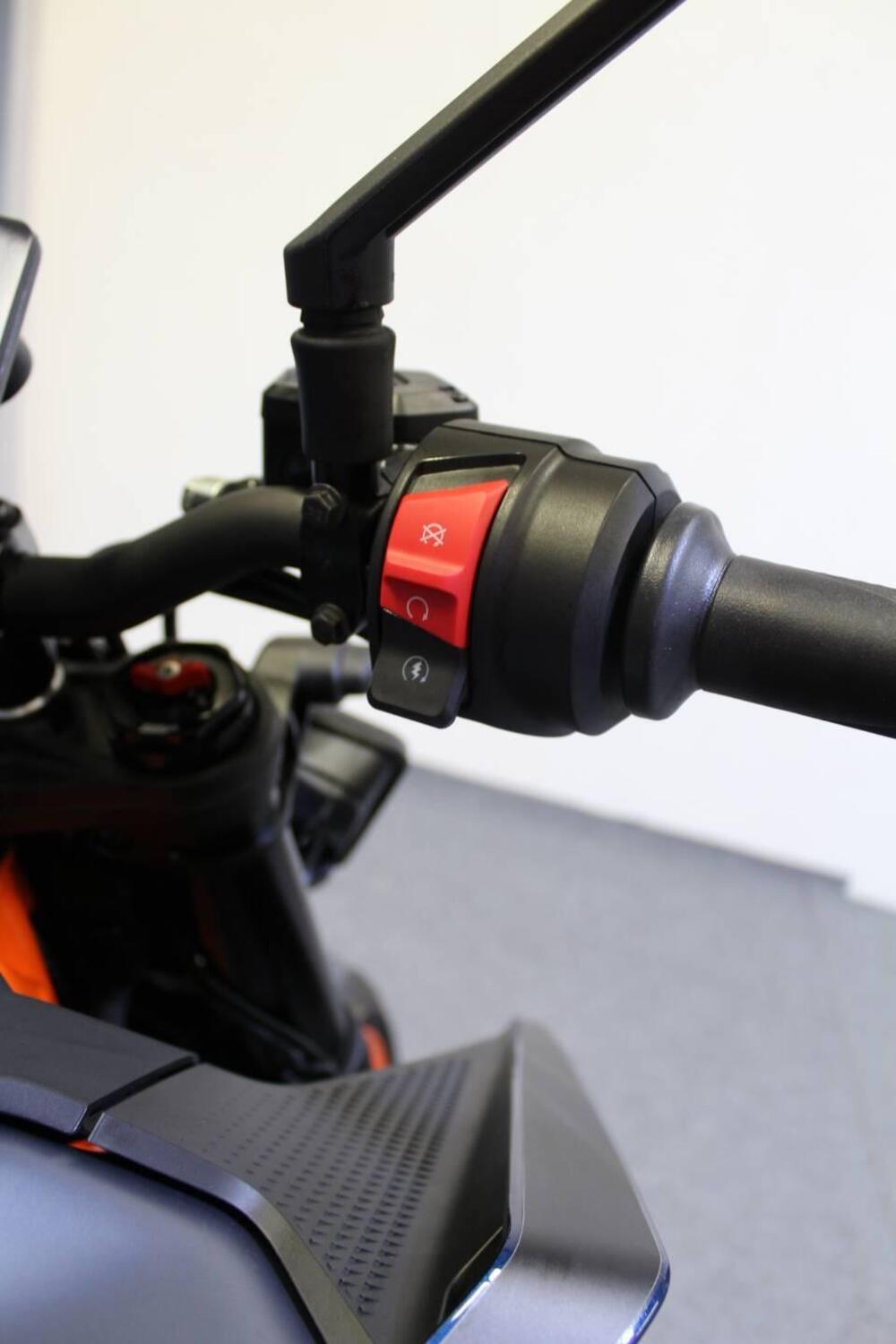 KTM 390 Duke (2024 - 25) (11)