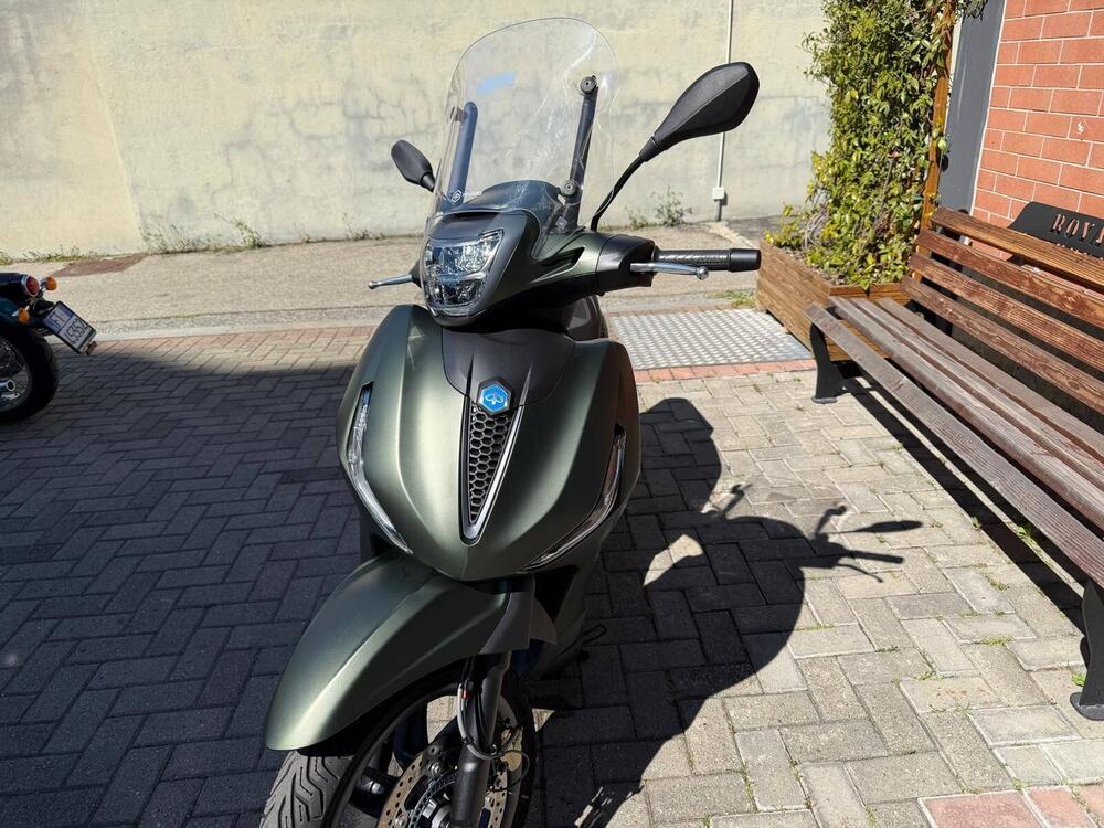 Piaggio Beverly 300 S ABS-ASR (2021 - 25) (6)