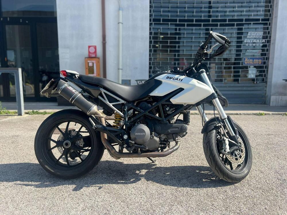 Ducati Hypermotard 796 (2012) (3)