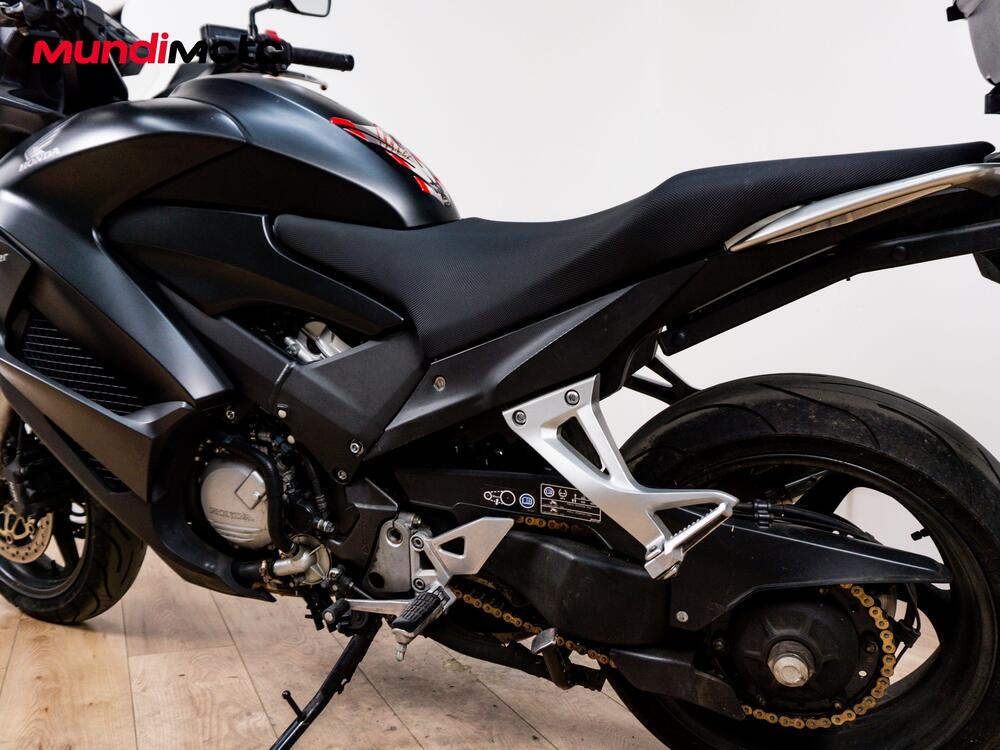 Honda VFR 800 (2002 - 05) (10)