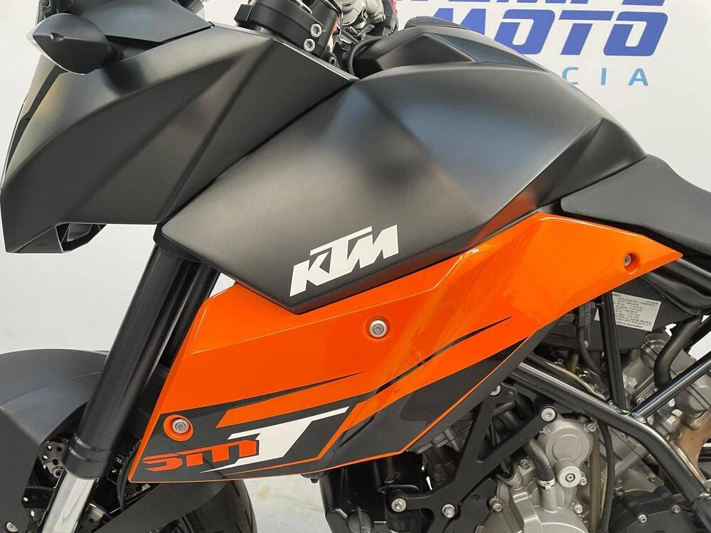 KTM 990 Supermoto T (2009 - 11) (13)