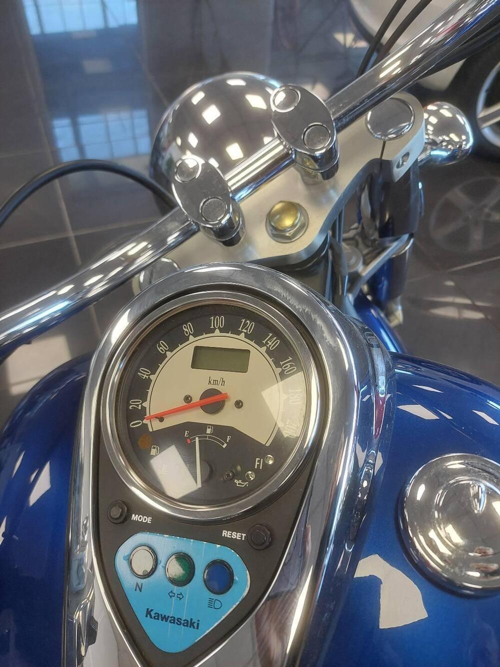 Kawasaki Vulcan VN 900 Classic (2006 - 10) (8)