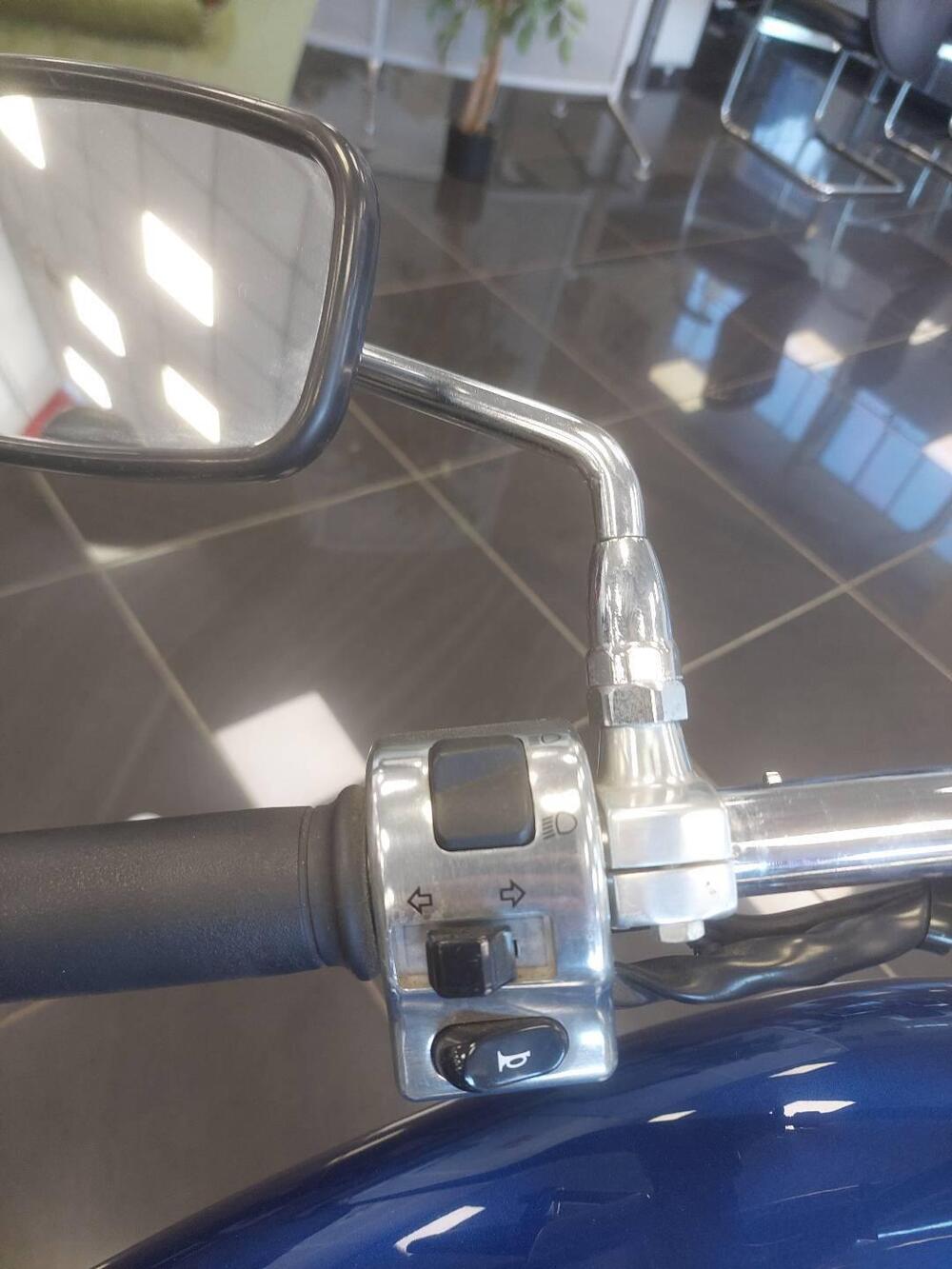 Kawasaki Vulcan VN 900 Classic (2006 - 10) (11)