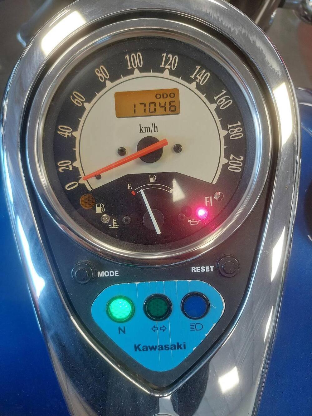 Kawasaki Vulcan VN 900 Classic (2006 - 10) (19)