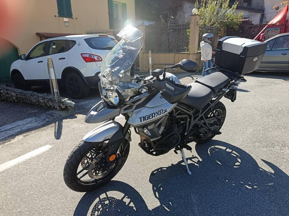 Triumph Tiger 800 XRx (2015 - 17) (2)
