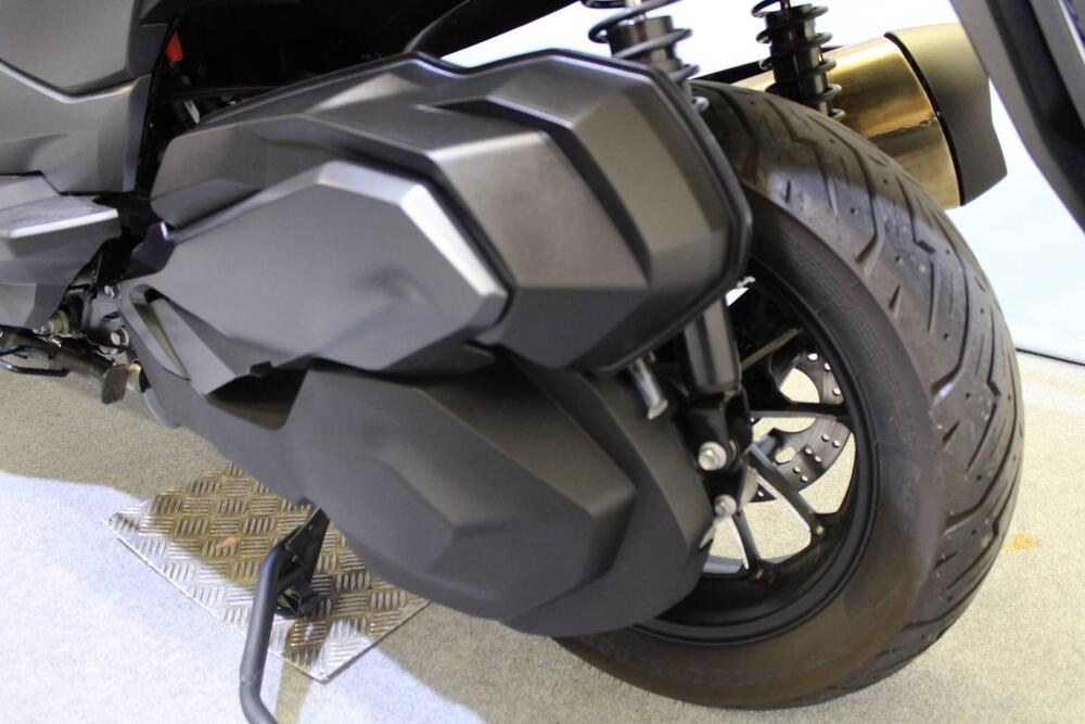 Voge Sfida SR4 MAX (2024 - 26) (18)