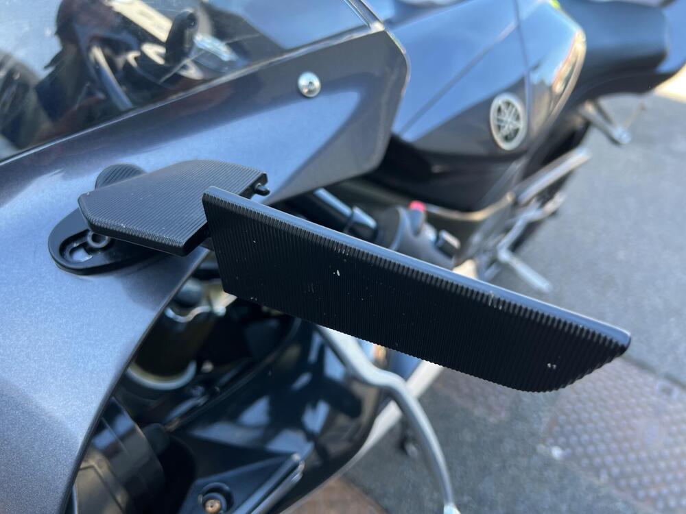 Yamaha YZF R1 (2015 - 16) (13)